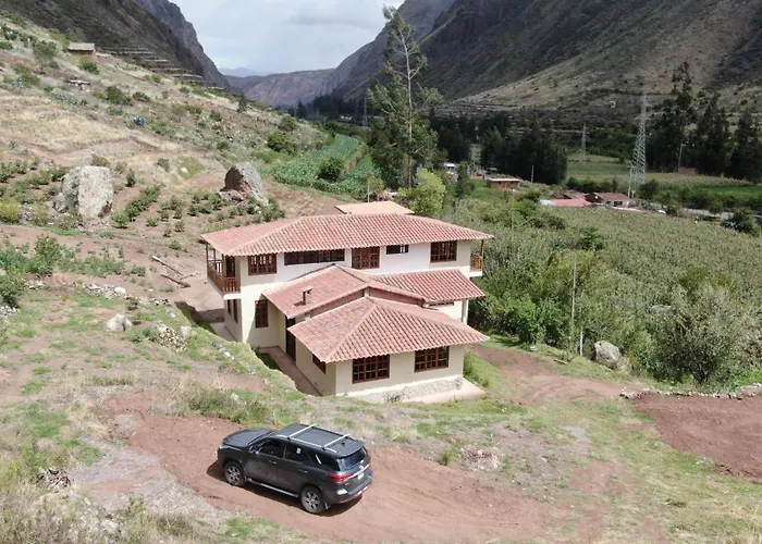 Casa Flores Lodge *